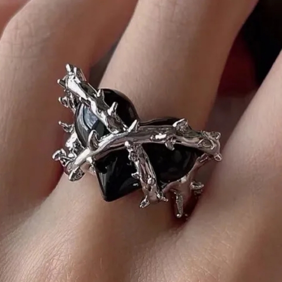 🖤 Cross My Dark Heart Ring - Picture 1 of 8